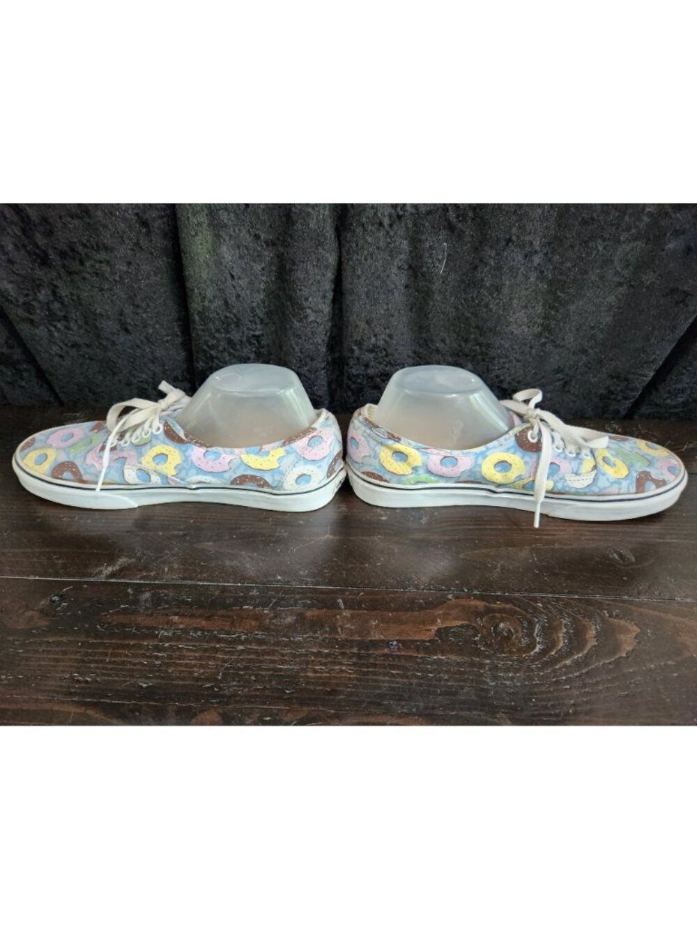 VANS Authentic "Donuts Munchies Sprinkles Blue" Men’s Size 9.5 / Women’s 11 - Picture 2 of 8